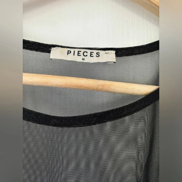 PIECES Sheer Embroidered Top - Picture 3 of 5